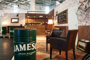 Jameson Stand Barzone 2012 Design Stil Manipulation