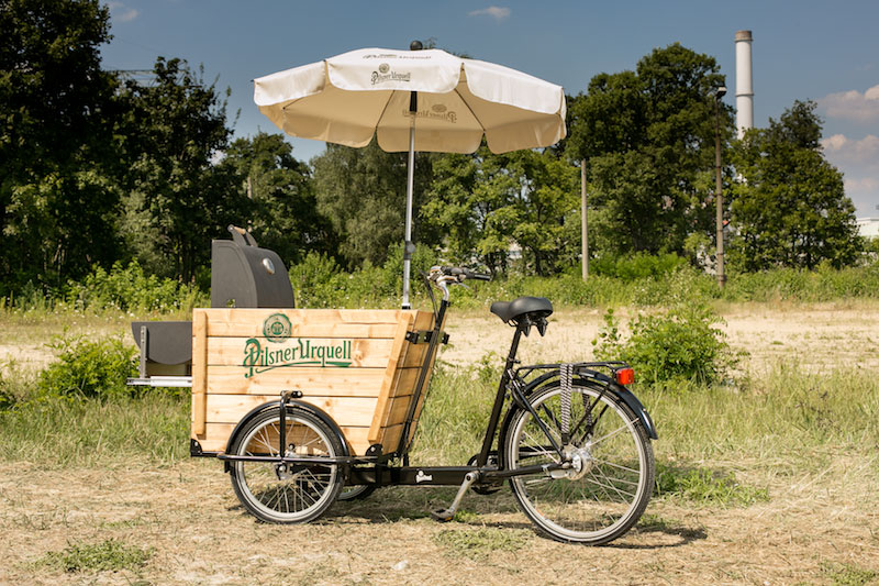 Pilsner Urquell Barbecue Bike Design Stil Manipulation 2014