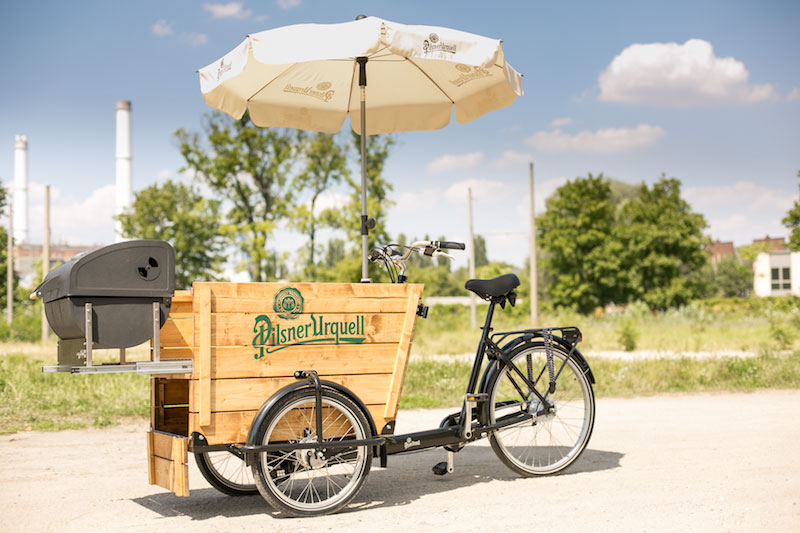 Pilsner Urquell Barbecue Bike Design Stil Manipulation 2014