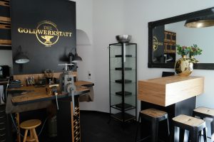 StilManipulation Die Goldwerkstatt 2016 Showroom Interior Design